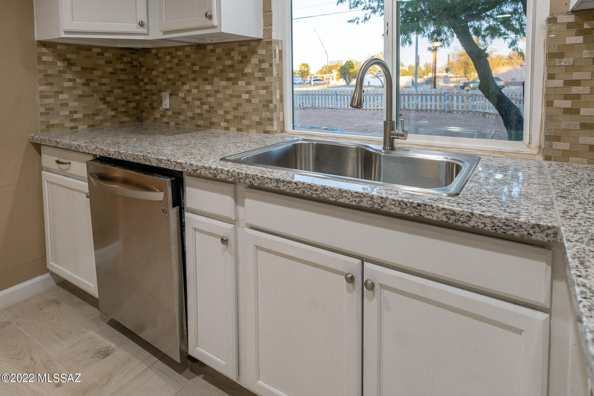 2944 South Kolb Road Tucson, AZ 85730 - Photo 6 of 24 Gallery Image 6