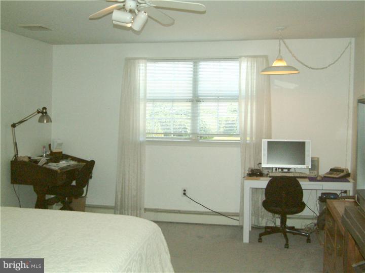 905 Fillmore Road Norristown, PA 19403 - Photo 8 of 15 Bedroom - Main