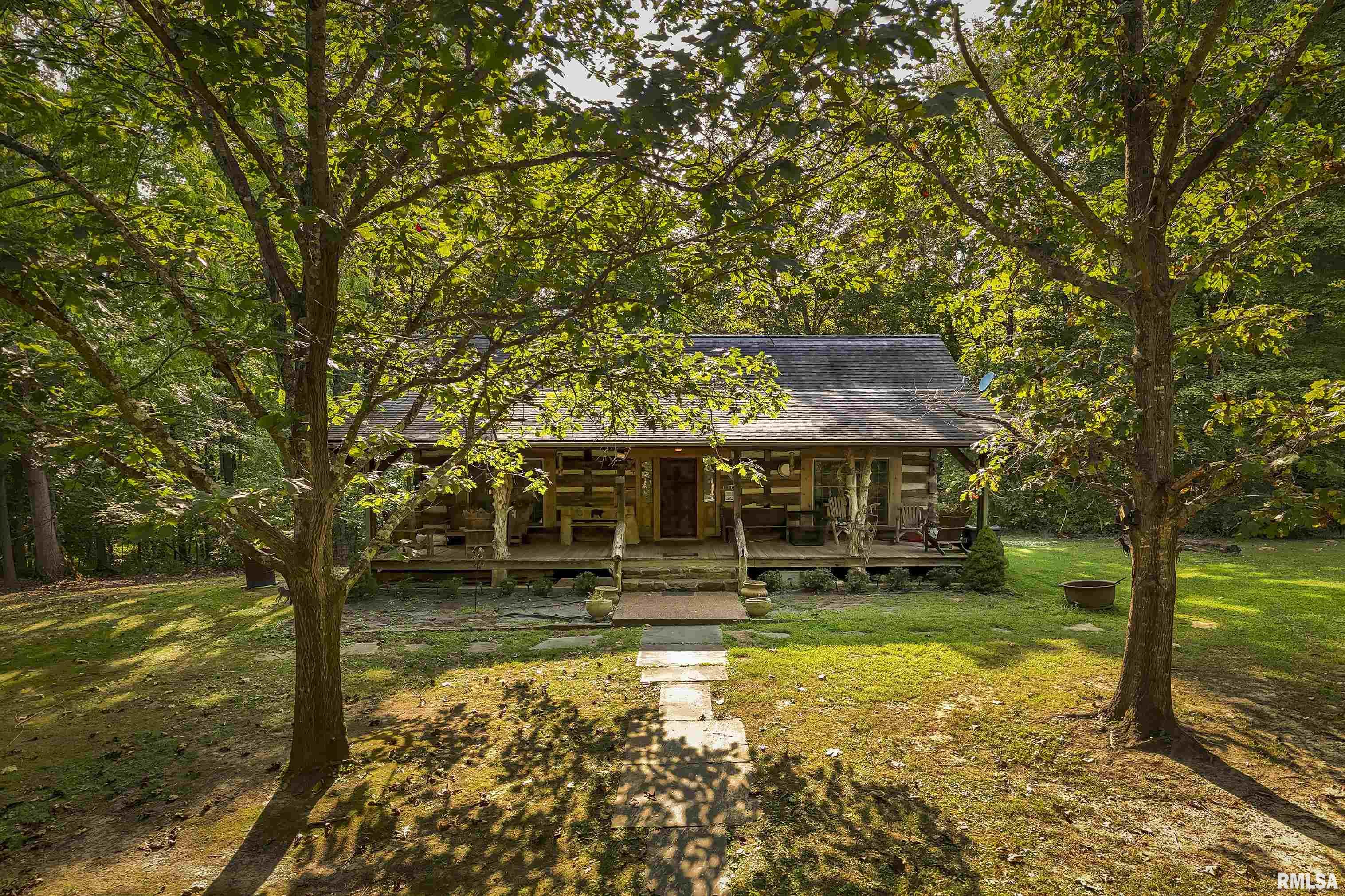 220 Timber Ridge Lane Jonesboro, IL 62952 - Photo 2 of 24