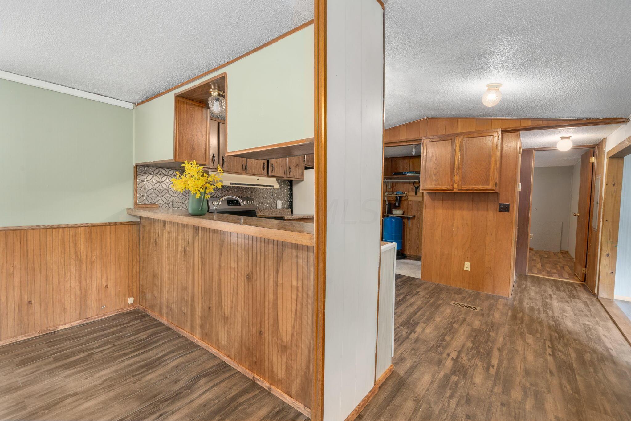 14268 Old McArthur Road Logan, OH 43138 - Photo 8 of 62 9-web-or-mls-DSC08615