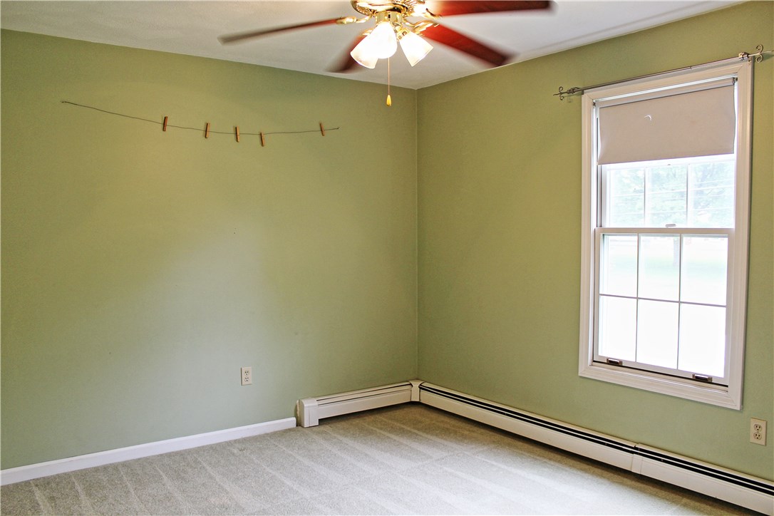 14 Simon Sayles Road Lincoln, RI 02865 - Photo 16 of 28 3rd Bedroom
