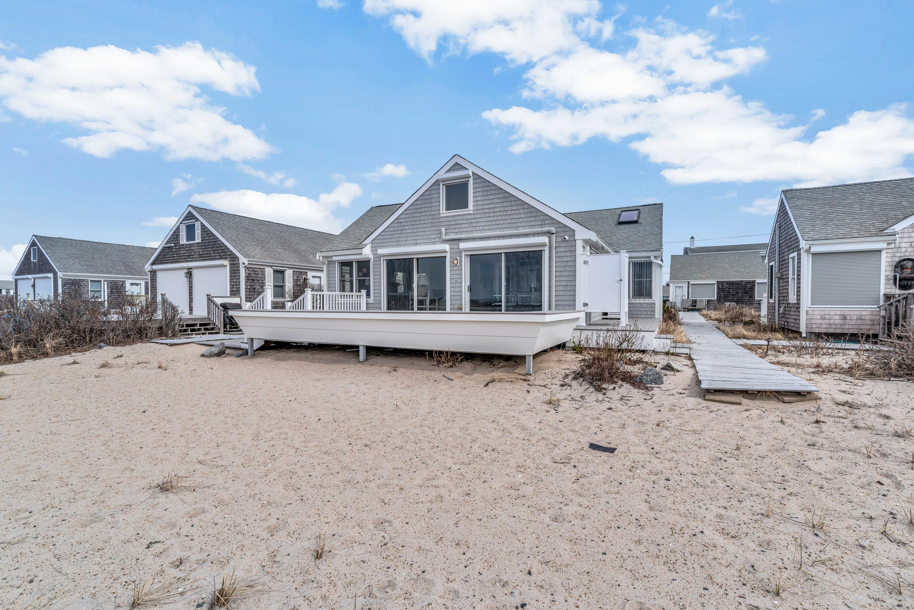 596 Shore Road, Unit 2 Truro, MA 02666 - Photo 10 of 48 06-IMGP7205