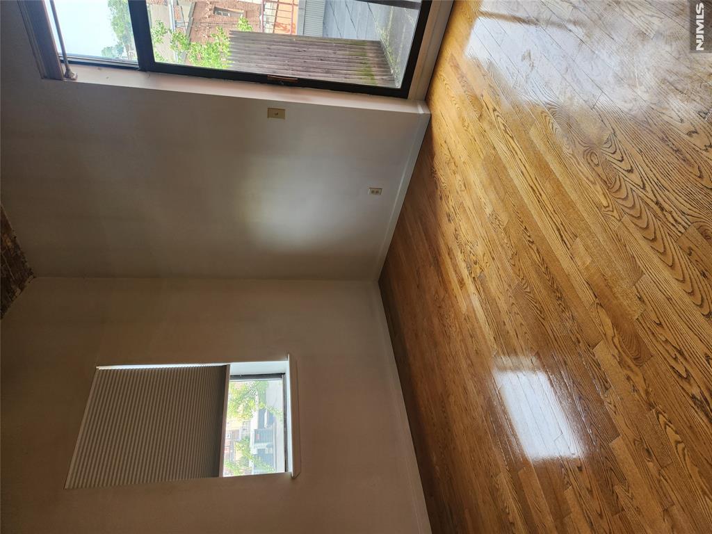 840 River, Unit 307 Edgewater, NJ 07020 - Photo 5 of 13