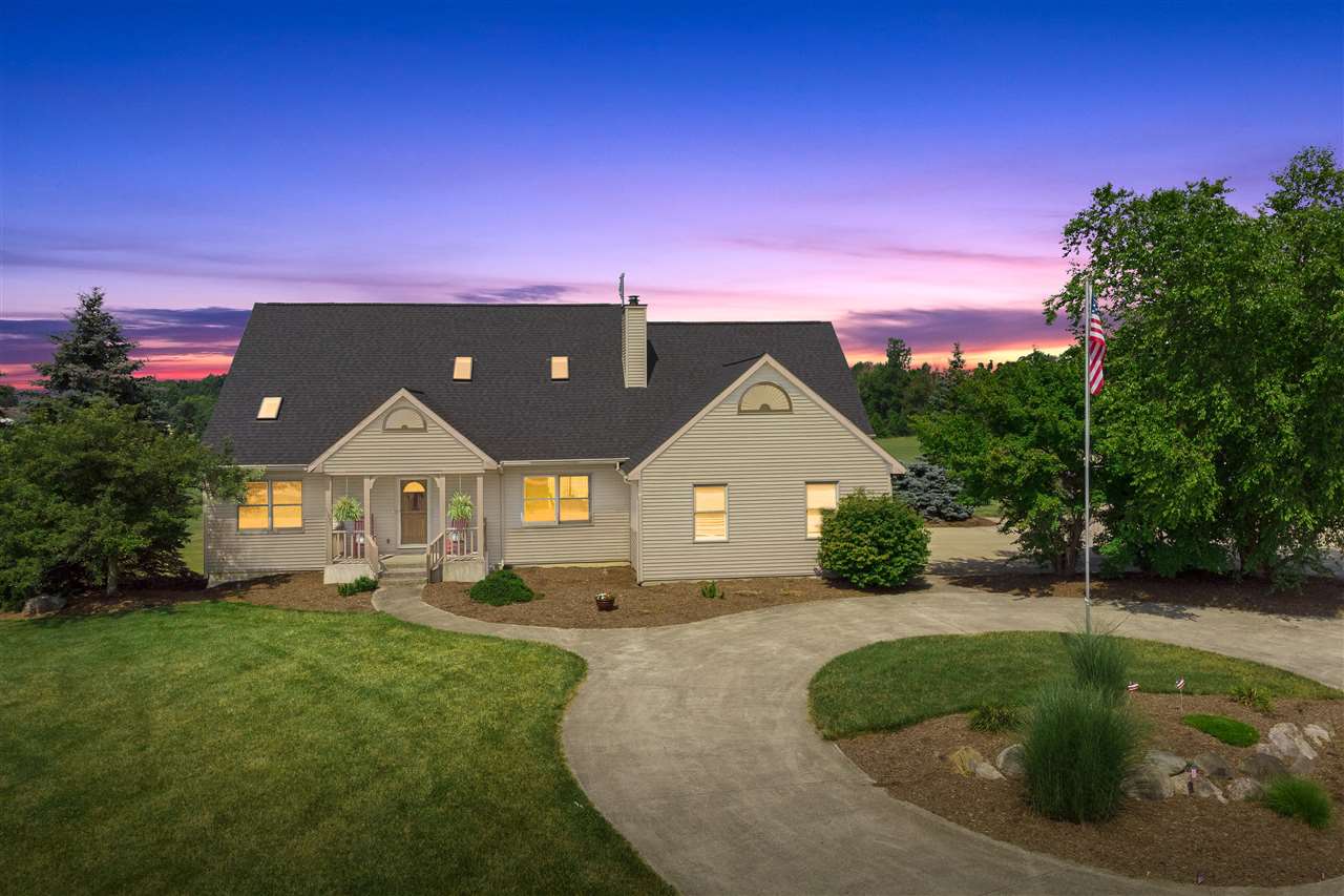 15821 Hand Road Huntertown, IN 46748 - Photo 2 of 35