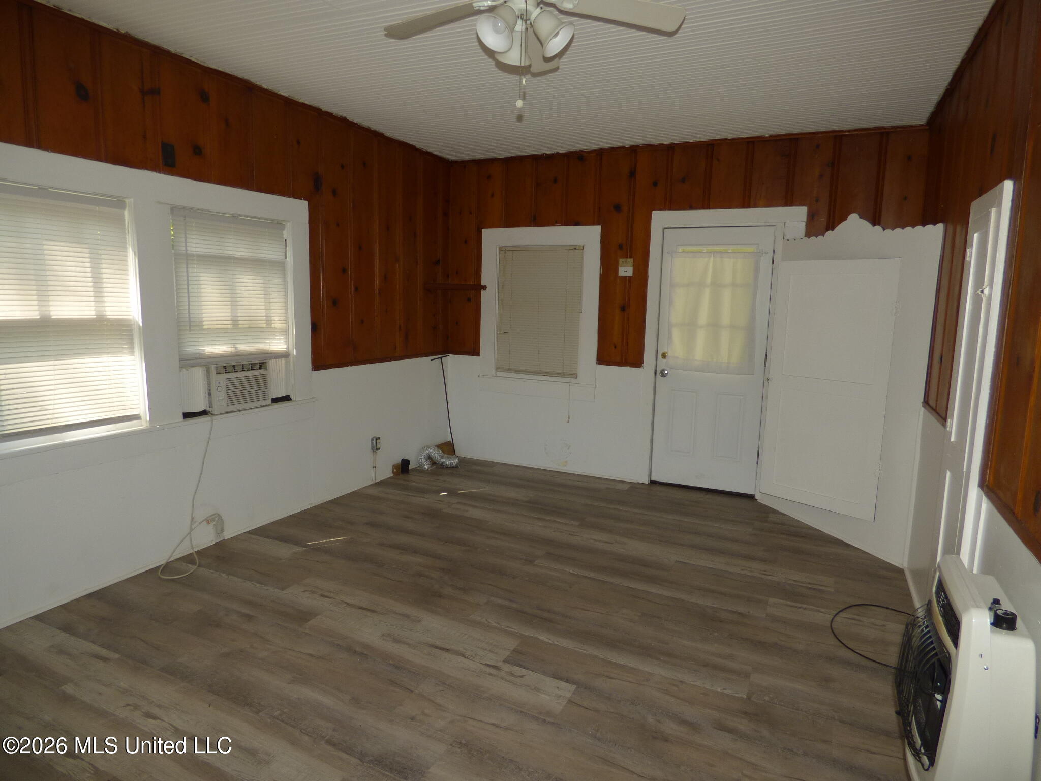 412 South 6th Street McComb, MS 39648 - Photo 9 of 13 P1320126