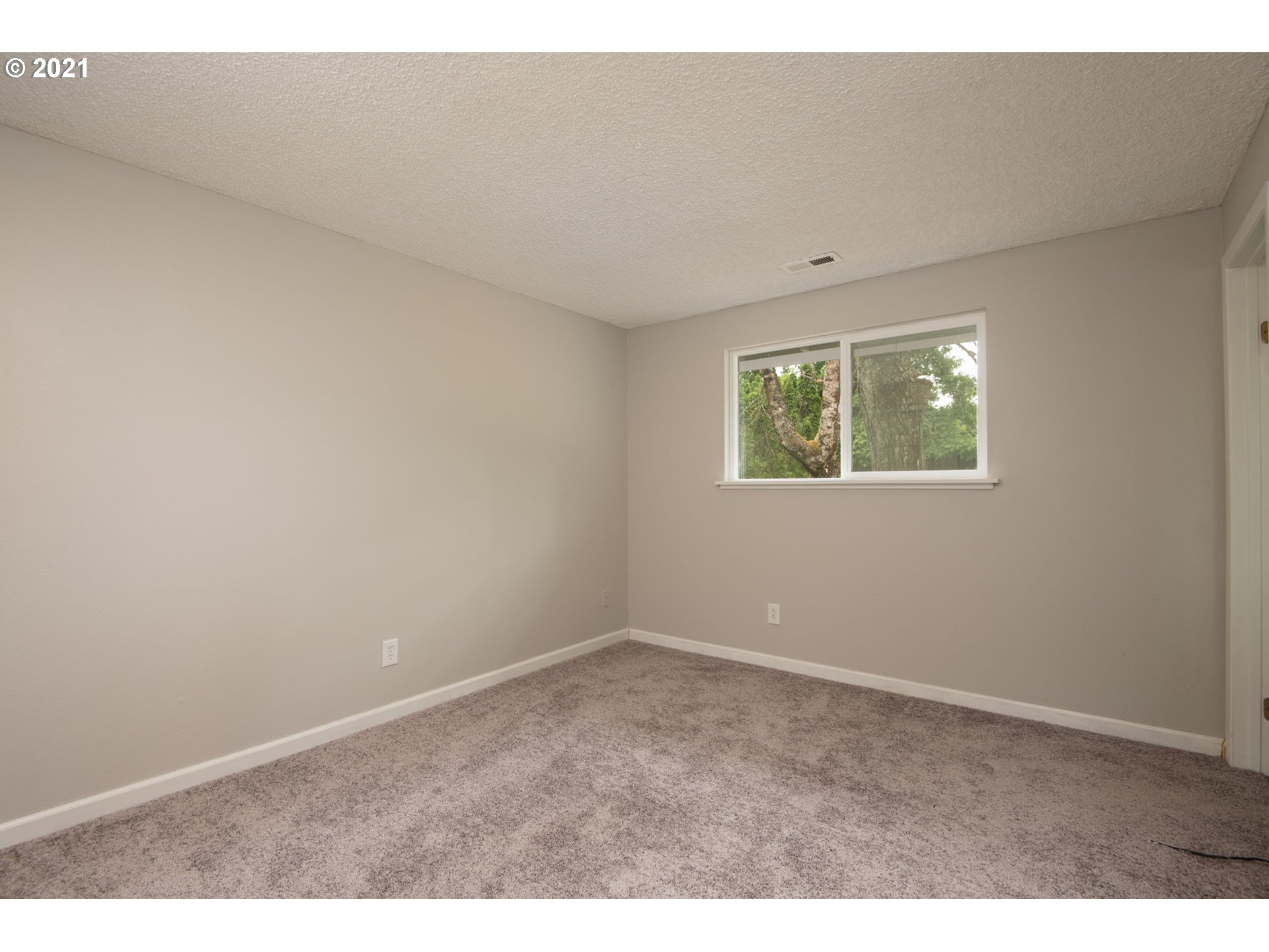 3090 Northeast 5th Street Gresham, OR 97030 - Photo 12 of 22