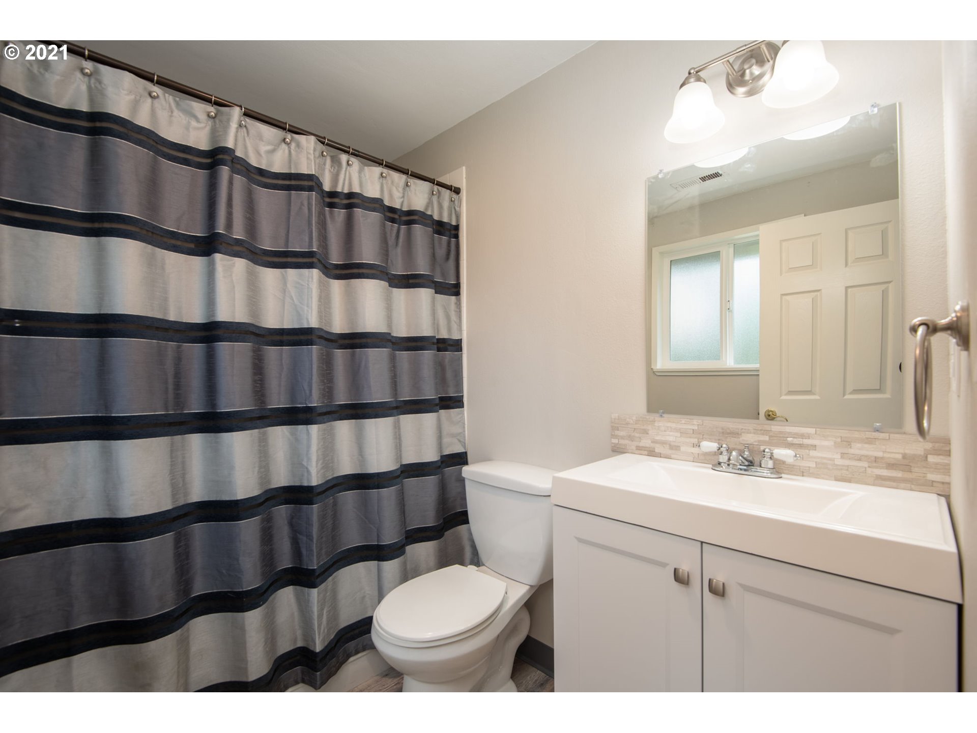 3090 Northeast 5th Street Gresham, OR 97030 - Photo 13 of 22