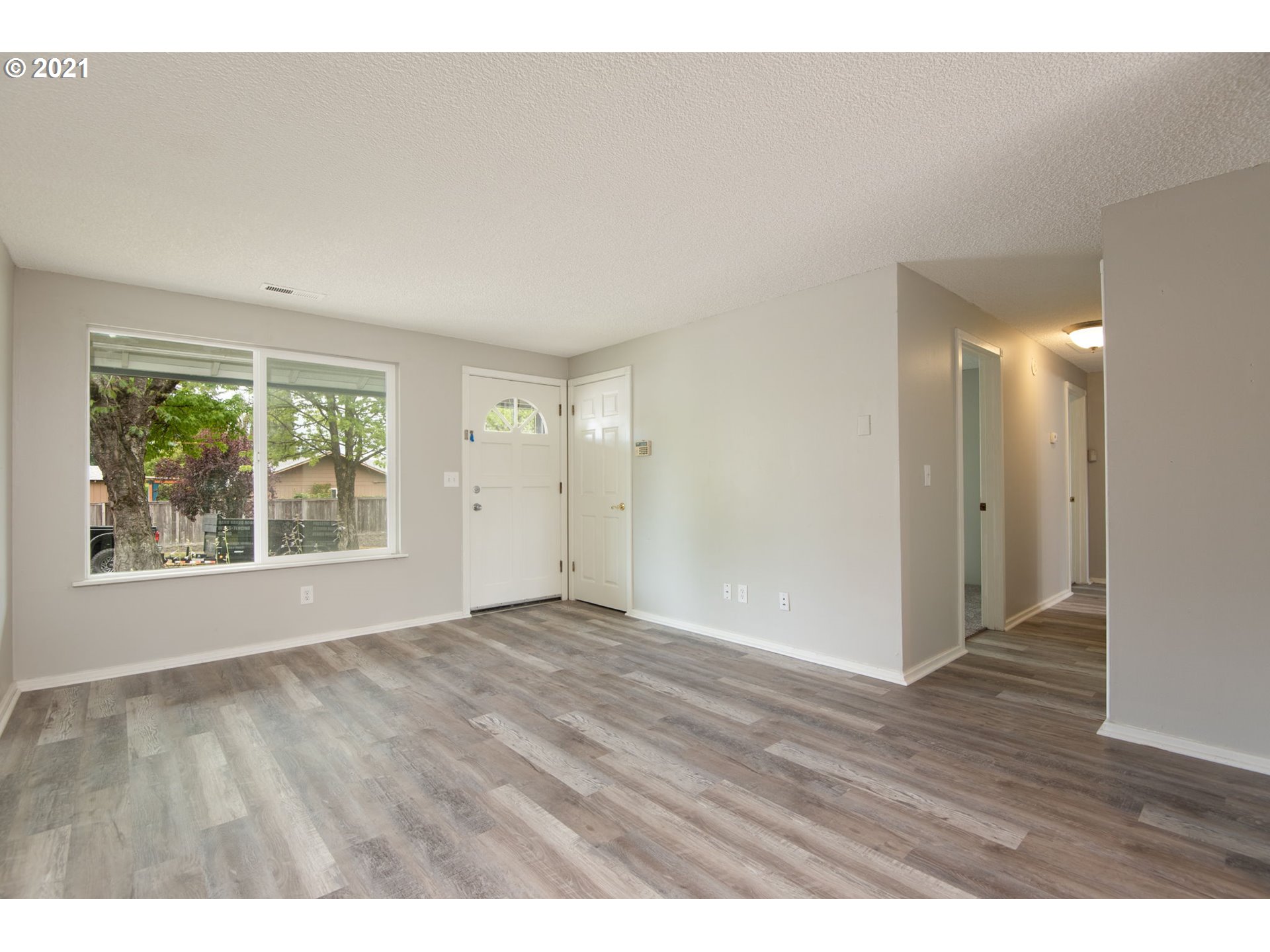 3090 Northeast 5th Street Gresham, OR 97030 - Photo 6 of 22