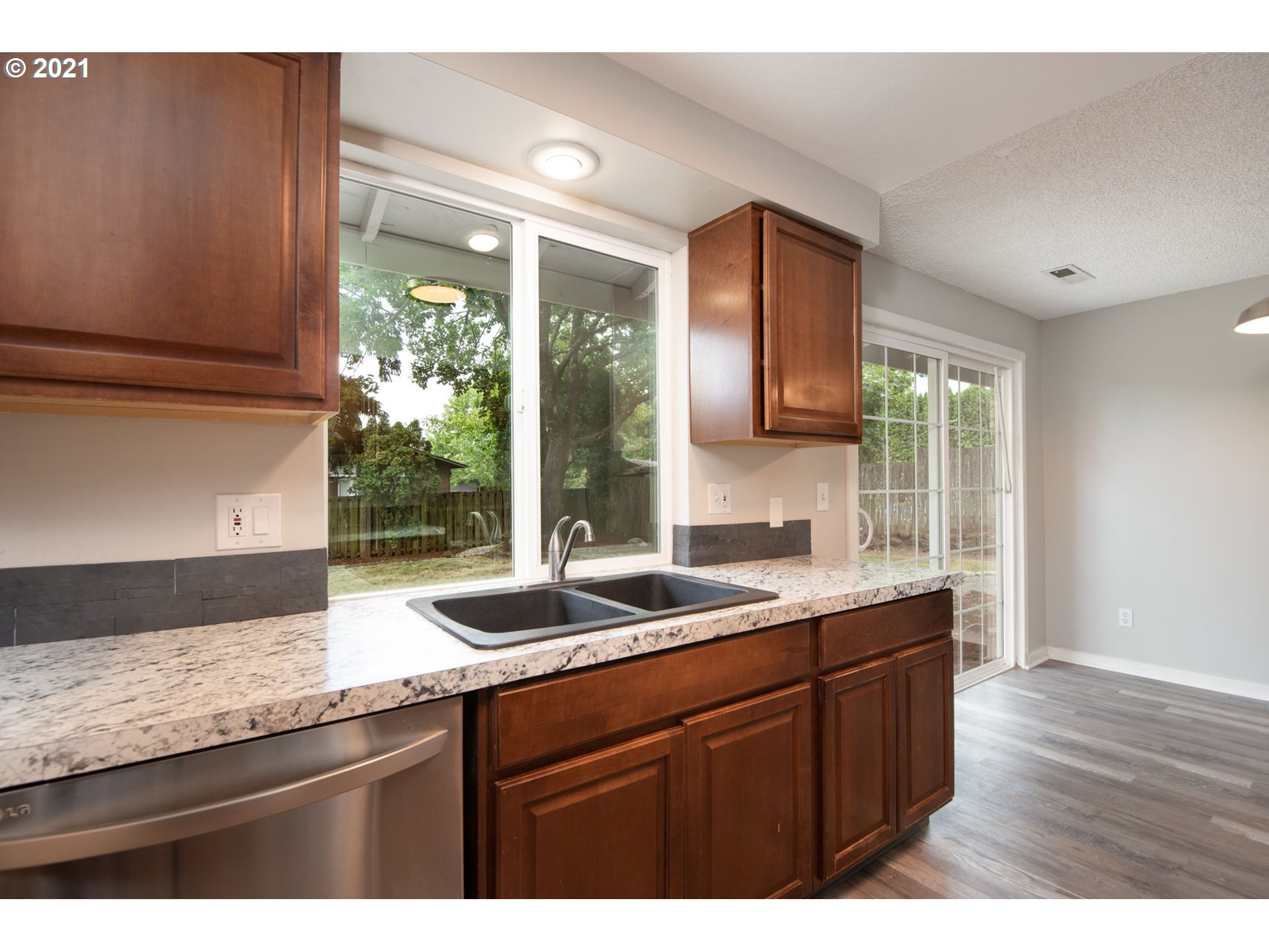 3090 Northeast 5th Street Gresham, OR 97030 - Photo 8 of 22