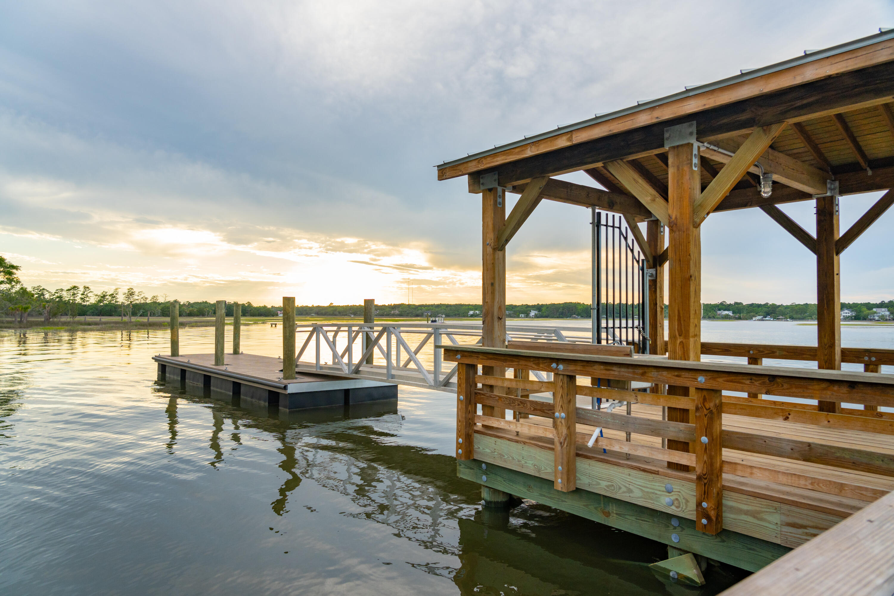 729 Hartey Street Charleston, SC 29492 - Photo 12 of 14 Fish Camp Dock Close up - Keen Eye