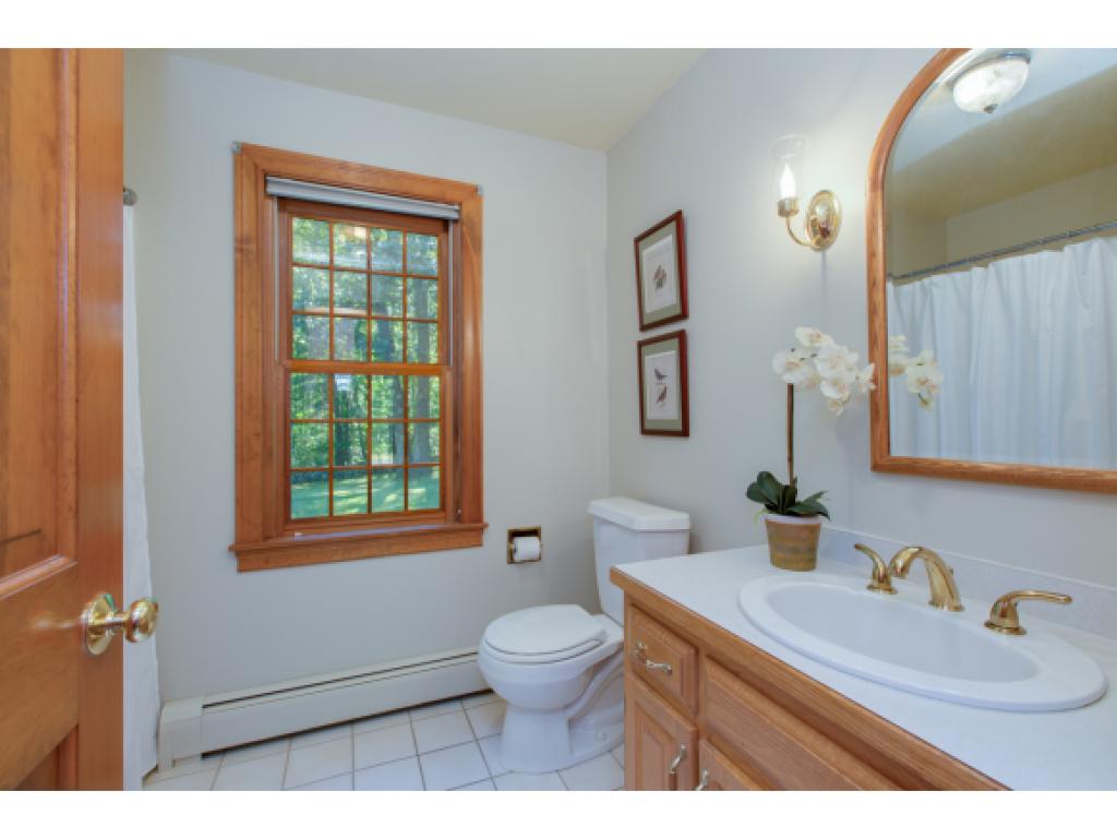 30 Coventry Road Atkinson, NH 03811 - Photo 22 of 36