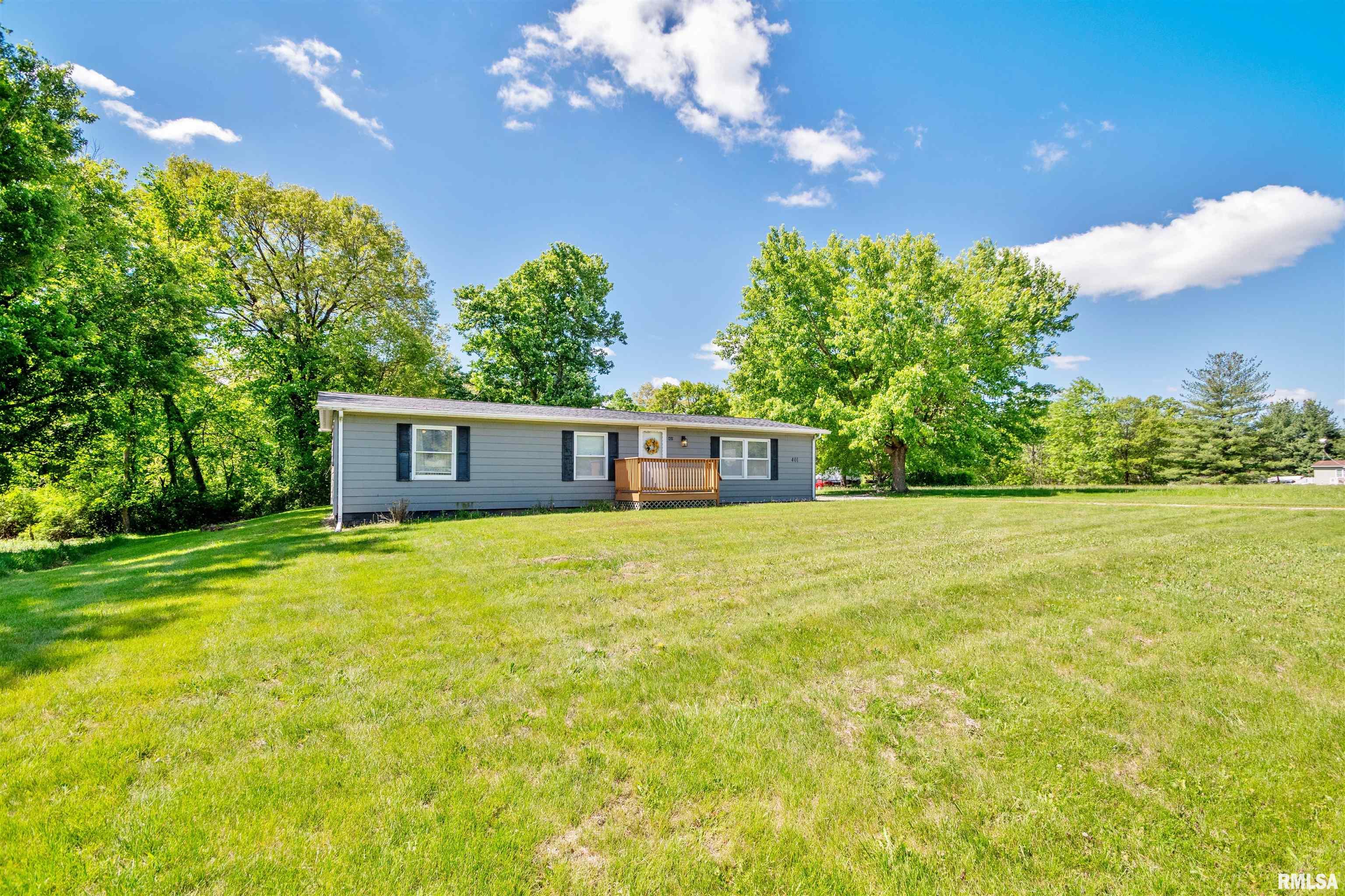 2401 Lakeview Road South Dahinda, IL 61428 - Photo 3 of 38