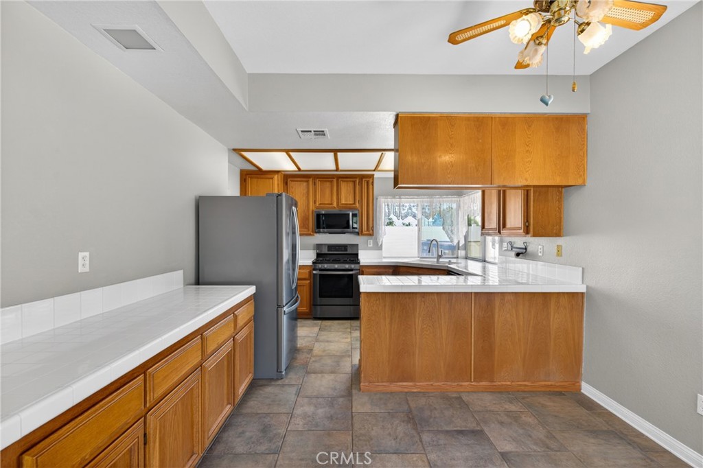 3005 Chuckwagon Road Palmdale, CA 93550 - Photo 11 of 47