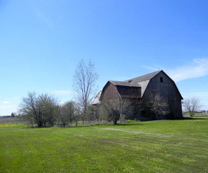 4567 West Freeland Road Saginaw, MI 48604 - Photo 2 of 38