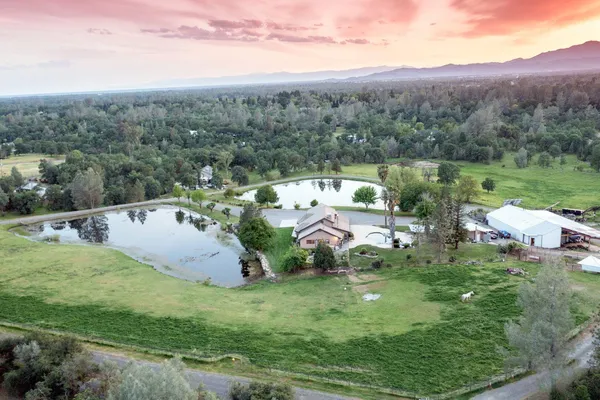 a view of a lake with houses