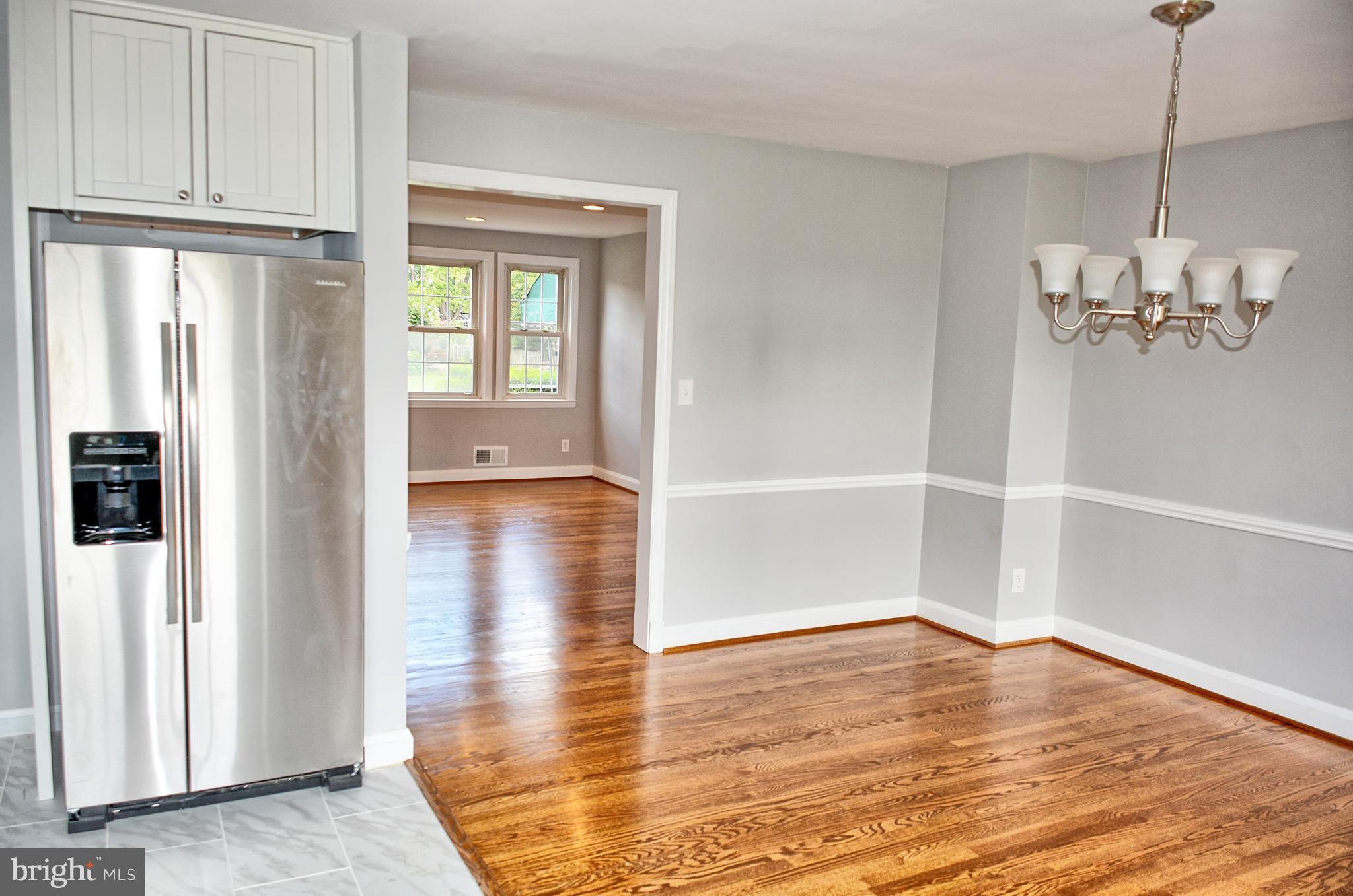 423 Lambeth Road Baltimore, MD 21228 - Photo 7 of 18 Kitchen