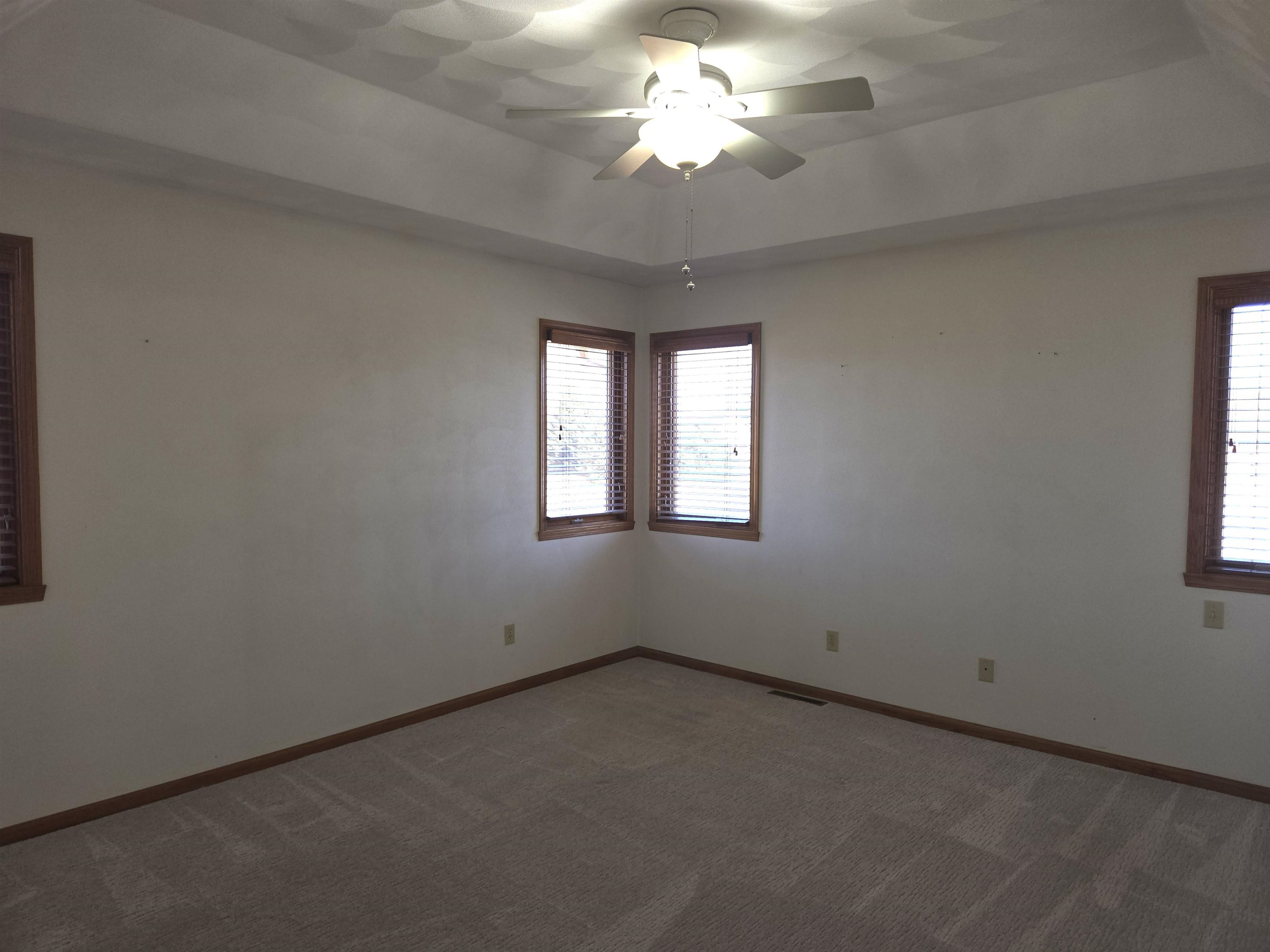 2862 Dourdan Road Belvidere, IL 61008 - Photo 12 of 28 an empty room with a window