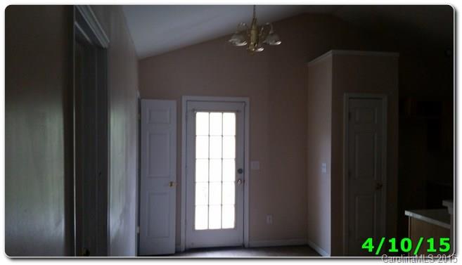 825 Valley Ridge Road Charlotte, NC 28214 - Photo 3 of 11