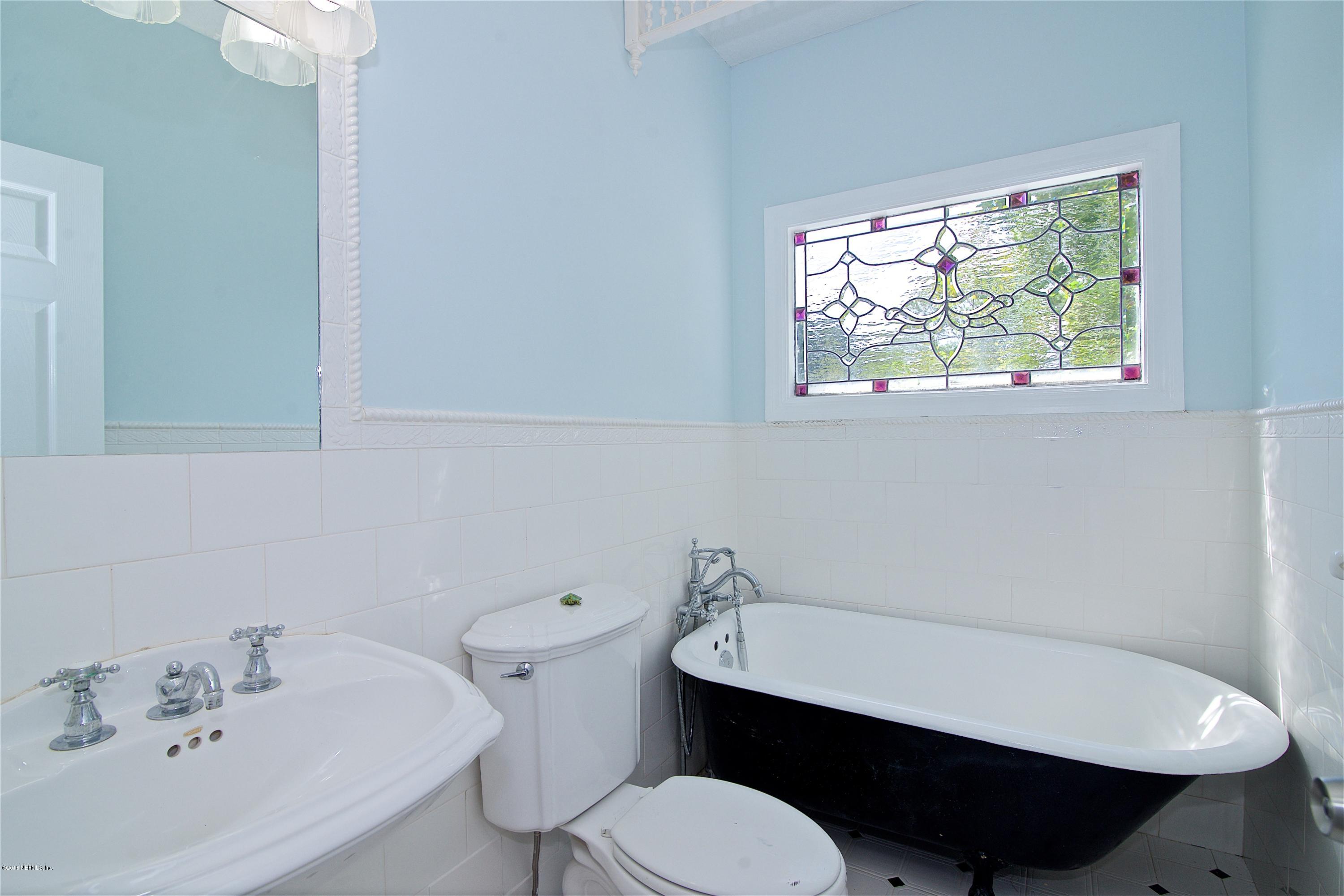 6445 Heidi Road Jacksonville, FL 32277 - Photo 18 of 26 Bathroom 2