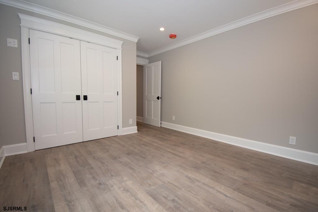 419 Chestnut Neck Road Port Republic, NJ 08241 - Photo 14 of 25 a view of an empty room