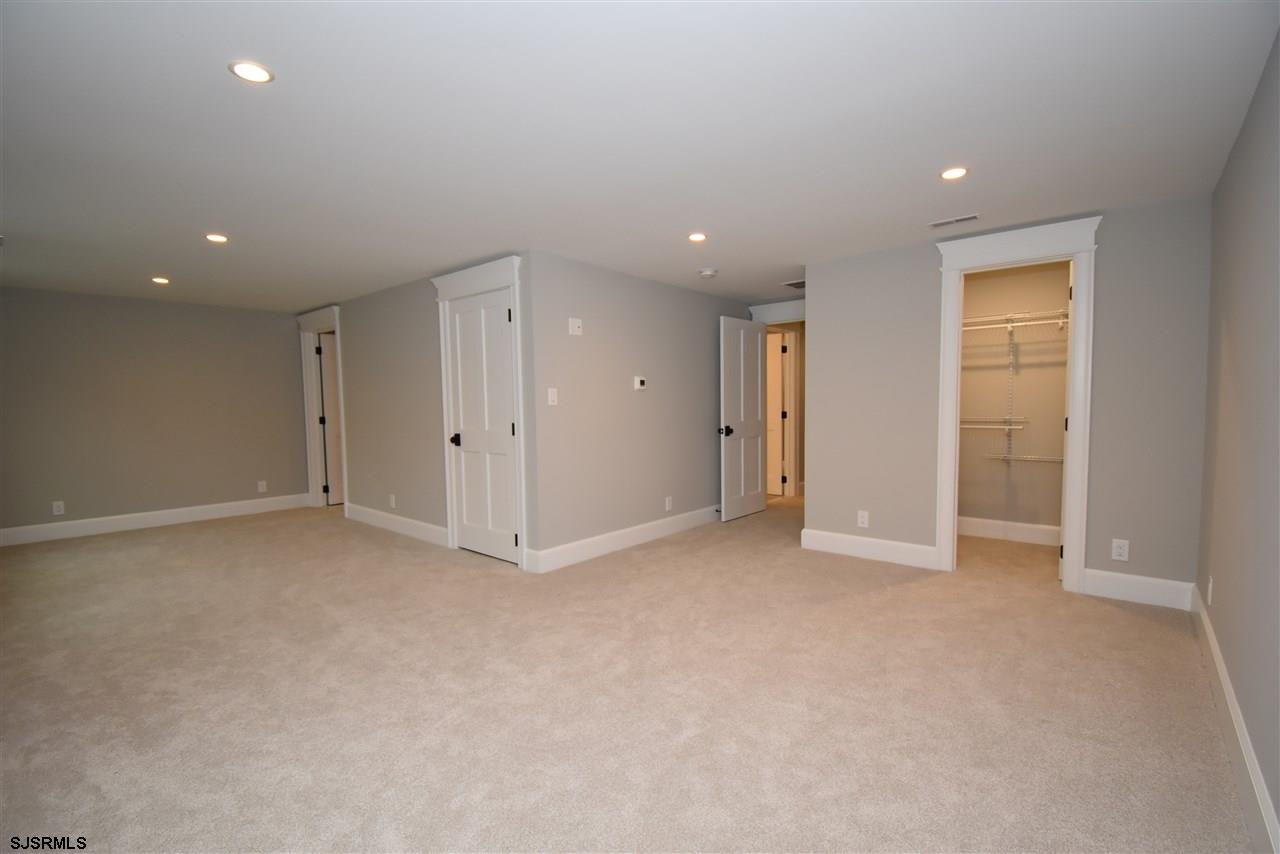 419 Chestnut Neck Road Port Republic, NJ 08241 - Photo 15 of 25 a view of an empty room
