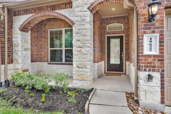 $439,000 | 19622 Candlewood Oaks Lane, Spring, TX 77379