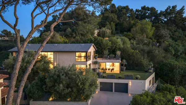 $6,995,000 | 3337 Beverly Ranch Road, Beverly Hills, CA 90210