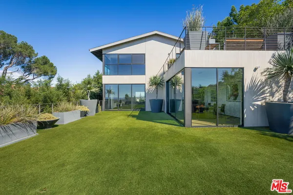 $6,995,000 | 3337 Beverly Ranch Road, Beverly Hills, CA 90210