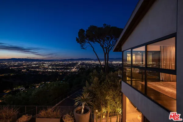 $6,995,000 | 3337 Beverly Ranch Road, Beverly Hills, CA 90210