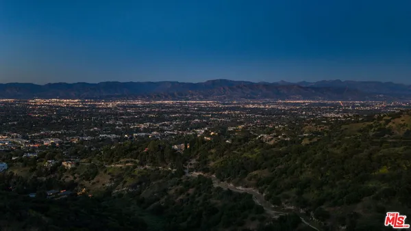 $6,995,000 | 3337 Beverly Ranch Road, Beverly Hills, CA 90210