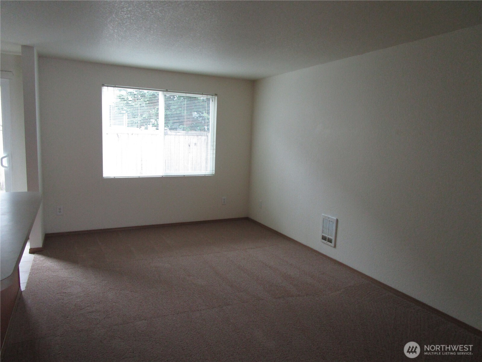 1116 Golf Club Road Southeast, Unit B Lacey, WA 98503 - Photo 5 of 8