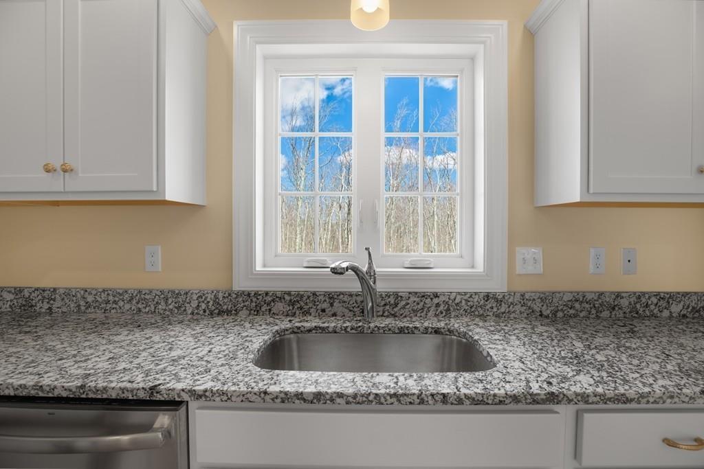 65 Turner Farm Road Uxbridge, MA 01569 - Photo 9 of 24 Gallery Image 9
