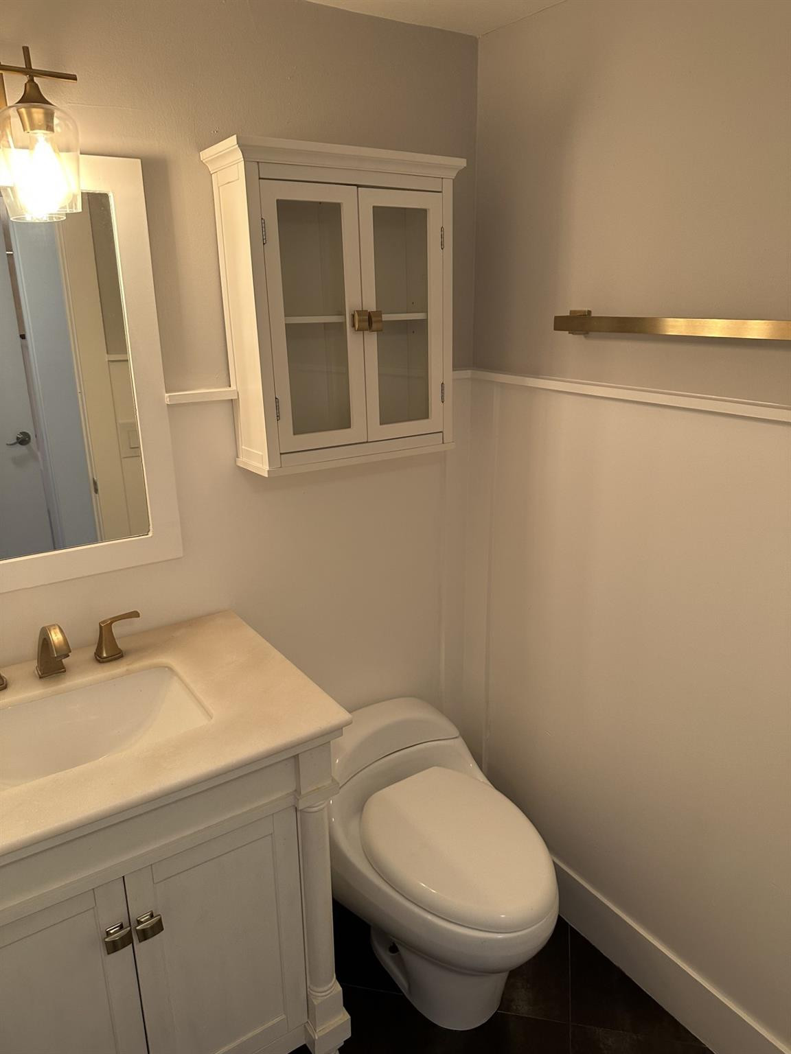 100 Royal Palm Way, Unit 307 Boca Raton, FL 33432 - Photo 9 of 22 Guest Half Bath