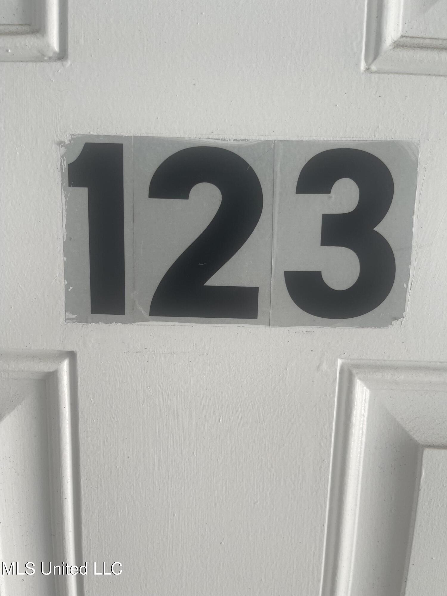 1282 Beach Boulevard, Unit 123 Biloxi, MS 39530 - Photo 43 of 43 IMG_7011