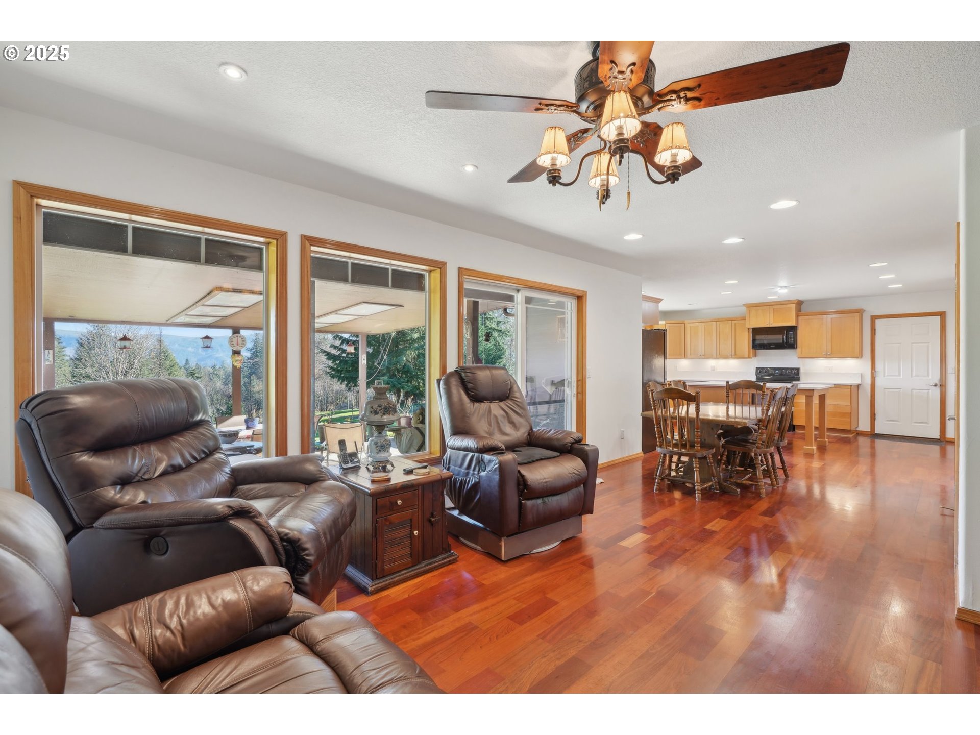 870 Sandy Bend Road Castle Rock, WA 98611 - Photo 8 of 46 Gallery Image 8