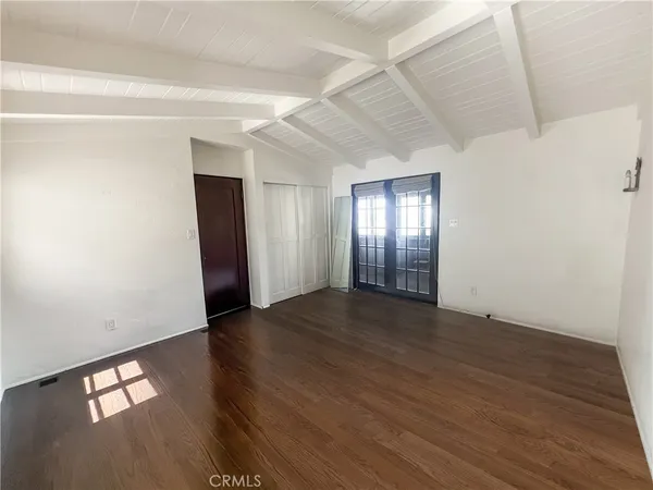 $17,999 | 2444 The Strand, Hermosa Beach, CA 90254