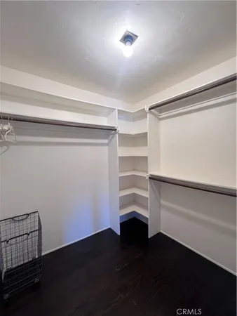 $17,999 | 2444 The Strand, Hermosa Beach, CA 90254
