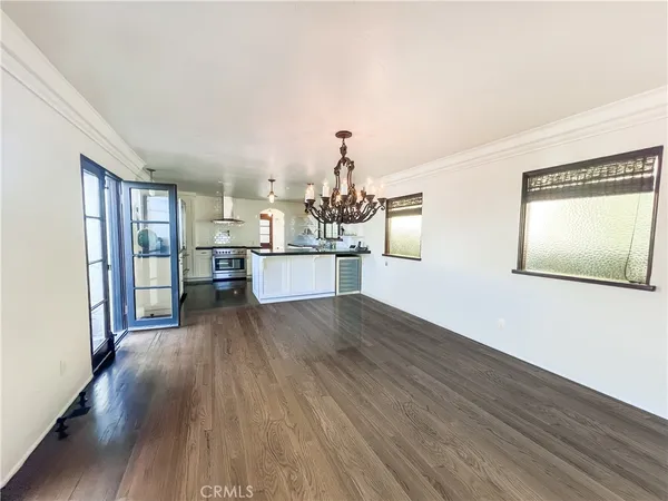 $17,999 | 2444 The Strand, Hermosa Beach, CA 90254