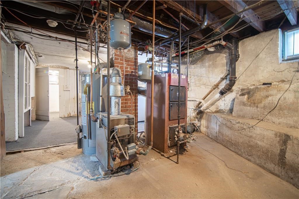 1397 Chalkstone Avenue Providence, RI 02909 - Photo 37 of 39