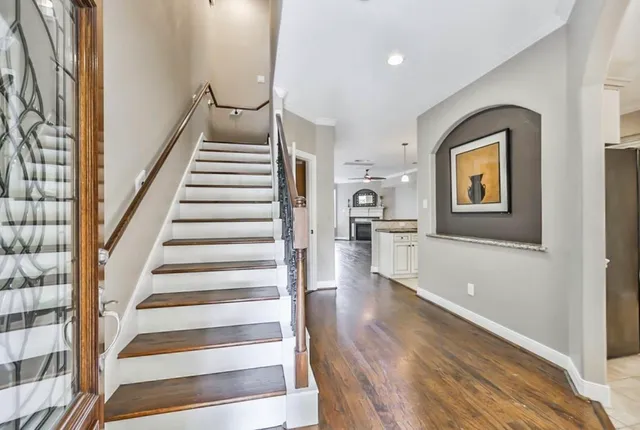 $3,300 | 415 Asbury Street, Houston, TX 77007