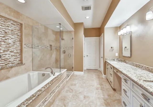 $3,300 | 415 Asbury Street, Houston, TX 77007