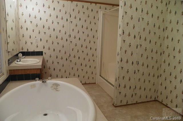 1562 Zion Road Morganton, NC 28655 - Photo 14 of 22 Gallery Image 14
