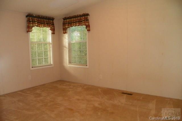1562 Zion Road Morganton, NC 28655 - Photo 17 of 22 Gallery Image 17
