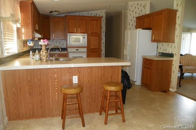 1562 Zion Road Morganton, NC 28655 - Photo 6 of 22 Gallery Image 6