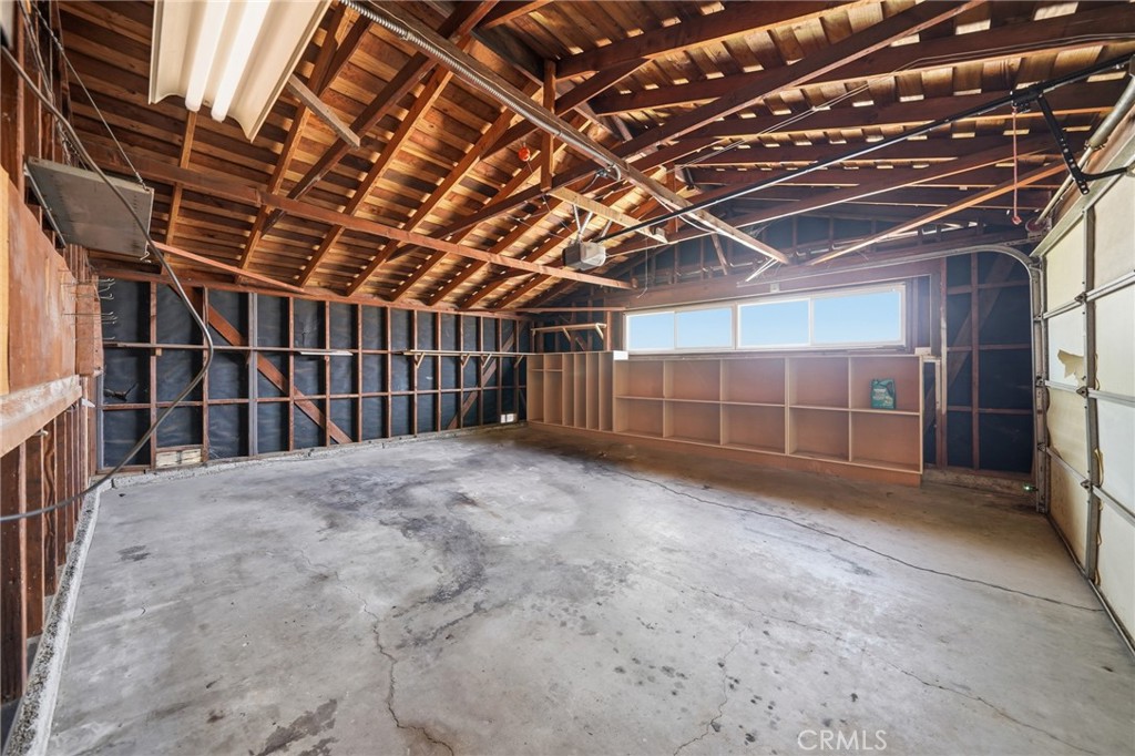 5041 Ridglea Avenue Buena Park, CA 90621 - Photo 50 of 60 GARAGE