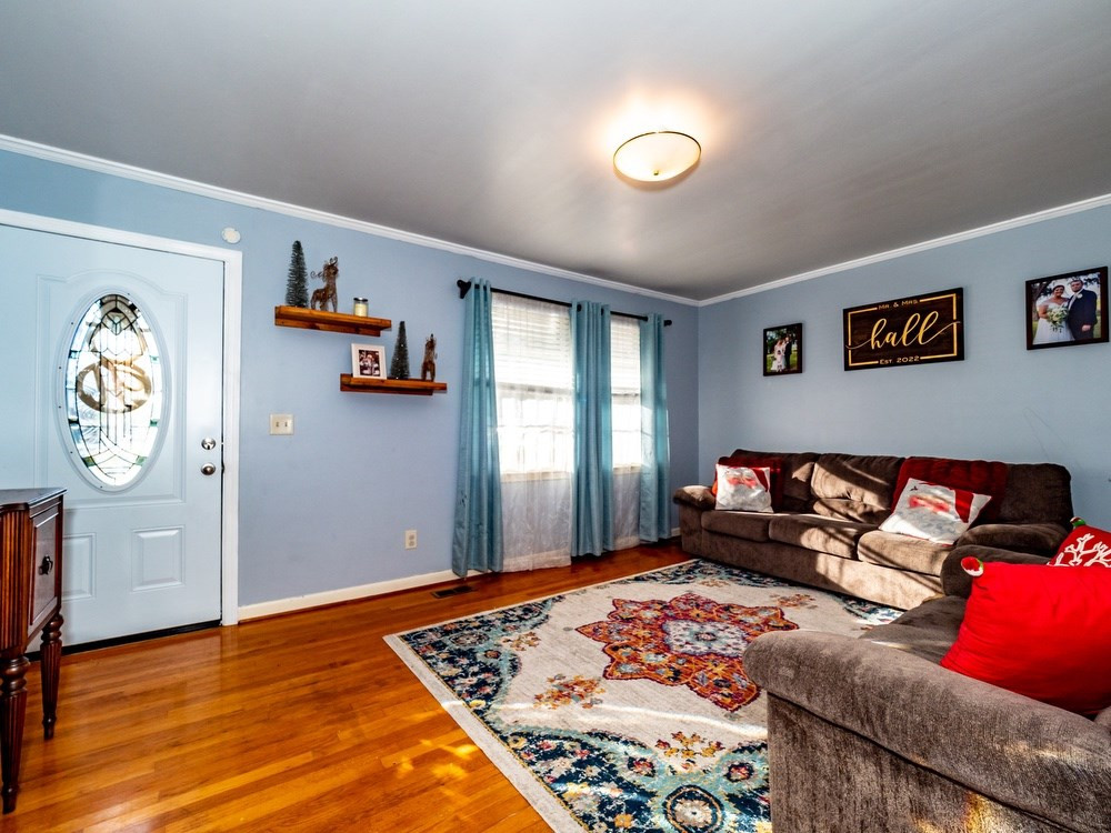 143 Woodside Road Sumter, SC 29150 - Photo 2 of 28 Gallery Image 2