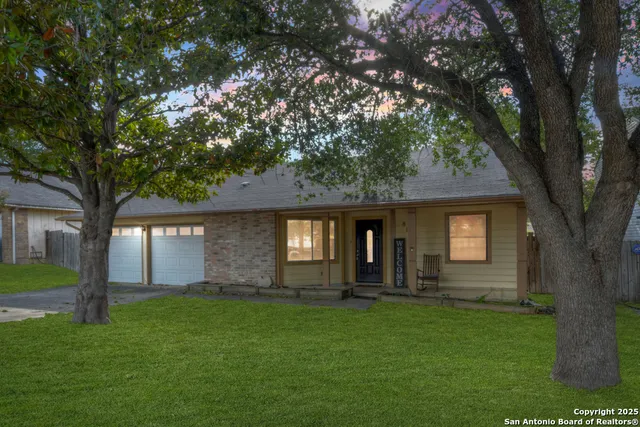 $1,800 | 8132 Pioneer Oak, Converse, TX 78109