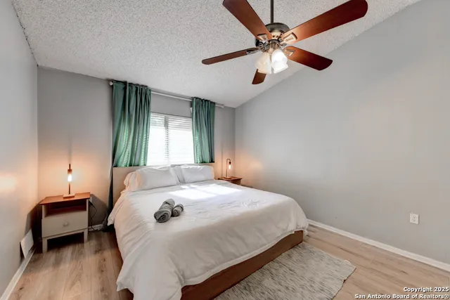 $1,800 | 8132 Pioneer Oak, Converse, TX 78109