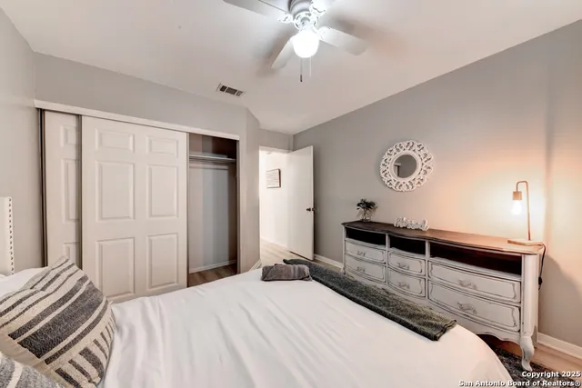 $1,800 | 8132 Pioneer Oak, Converse, TX 78109