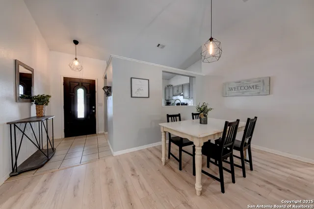 $1,800 | 8132 Pioneer Oak, Converse, TX 78109